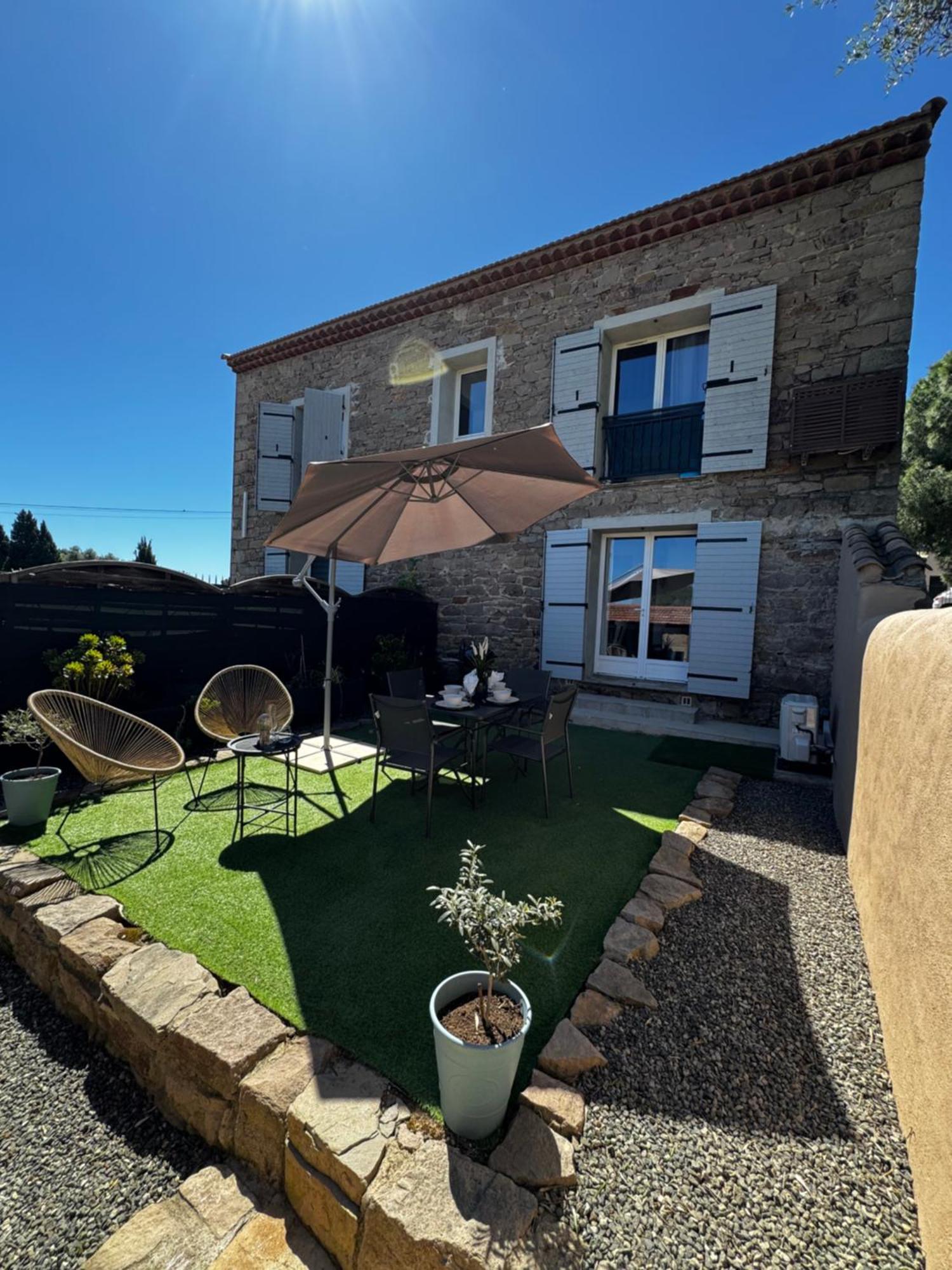 로크부른수르알젠스 La Bastide Saint Pierre T2 - Jardin 아파트 외부 사진